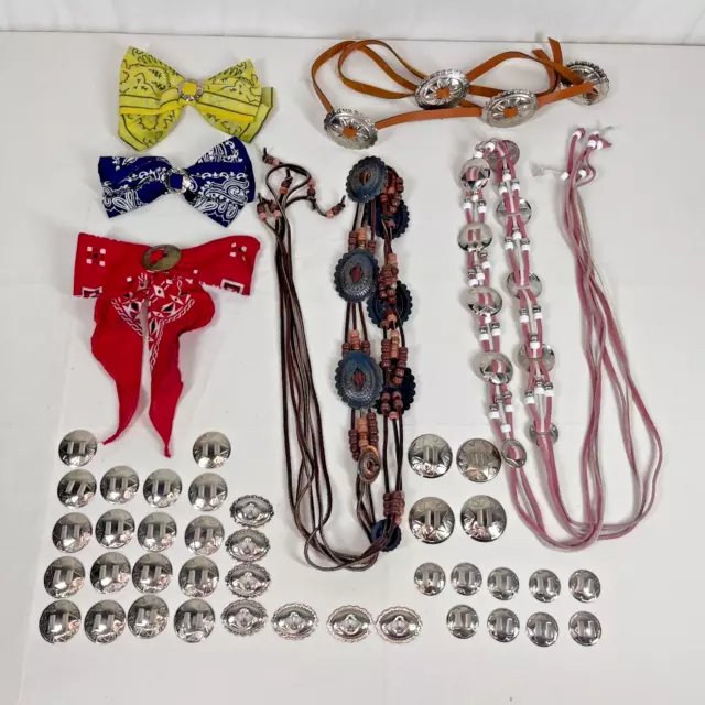 Lote Mixto de Conchos Occidentales de Metal Ornamentados Vintage - Sueltos, Cinturones, Arcos de Bandana