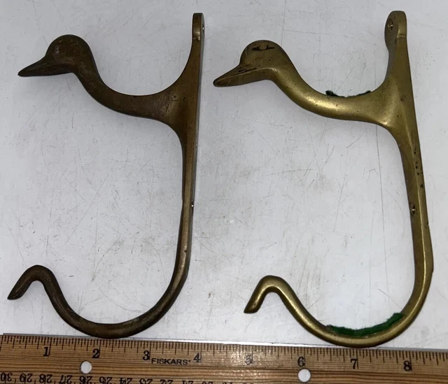 Vintage Brass Metal Double Hook Wall Mount Duck Goose Gun Towel Coat Hanger 7”