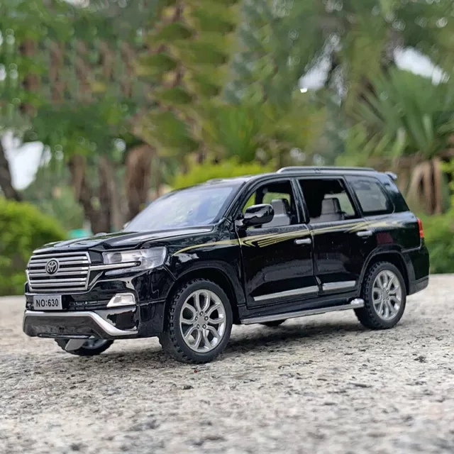 Toyota Land Cruiser Model Car Diecast Boy Gift Toy Vehicle Pull Back {Black }