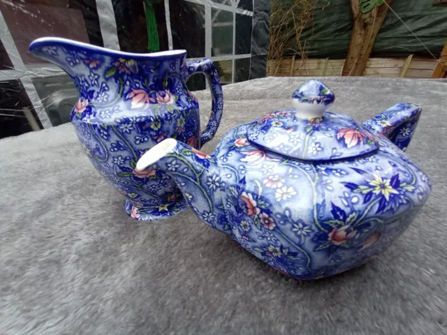 Vintage Ringtons Ltd - Tea Merchants - Chintz Milk Jug & Teapot