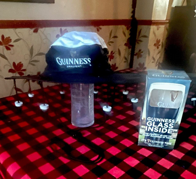 GUINNESS DRAUGHT GLASS in Gift Box - Glasses/ Steins/ Mugs £21.50 ...