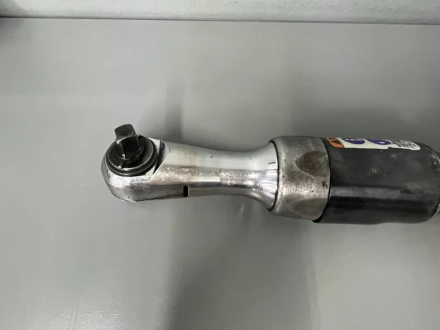 Snap-On 3/8" Drive Reversible Heavy Duty Pneumatic Air Ratchet Far72C 4