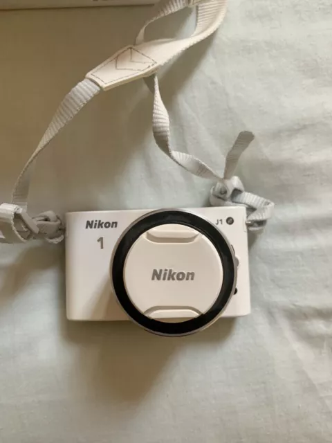 appareil photo numérique compact Nikon J1