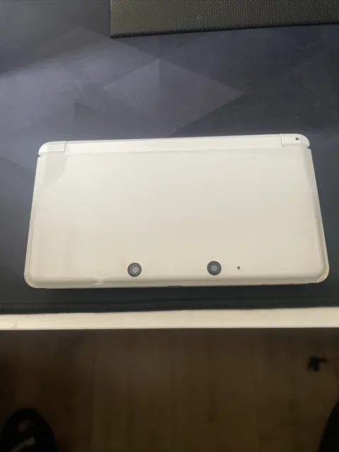 Nintendo 3DS Ice White Handheld System