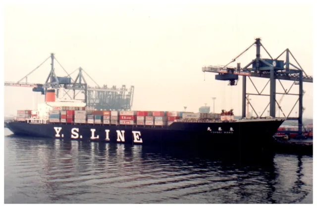Tohbei Maru (1972) Cargo Container Ship YS Line Photograph VTG 4x6" IMO 7208417