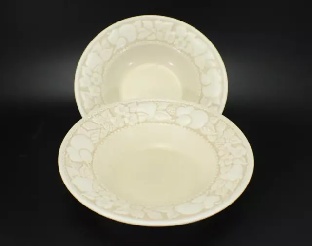 Metlox Vernon Antigua FRUIT DESSERT BOWLS Set of 2 Embossed Fruit Off-White USA