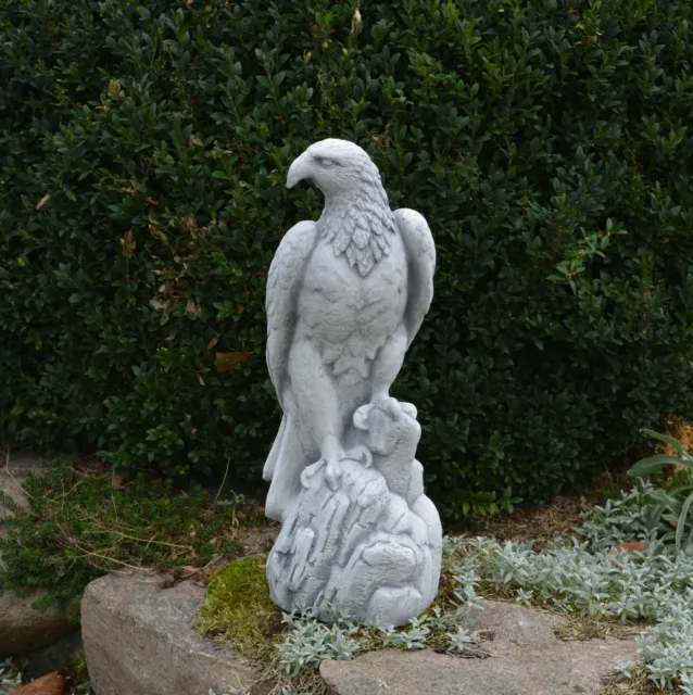 Massive Steinfigur Stein Adler Vogel Gartendeko Steinguss frostfest Raumdeko