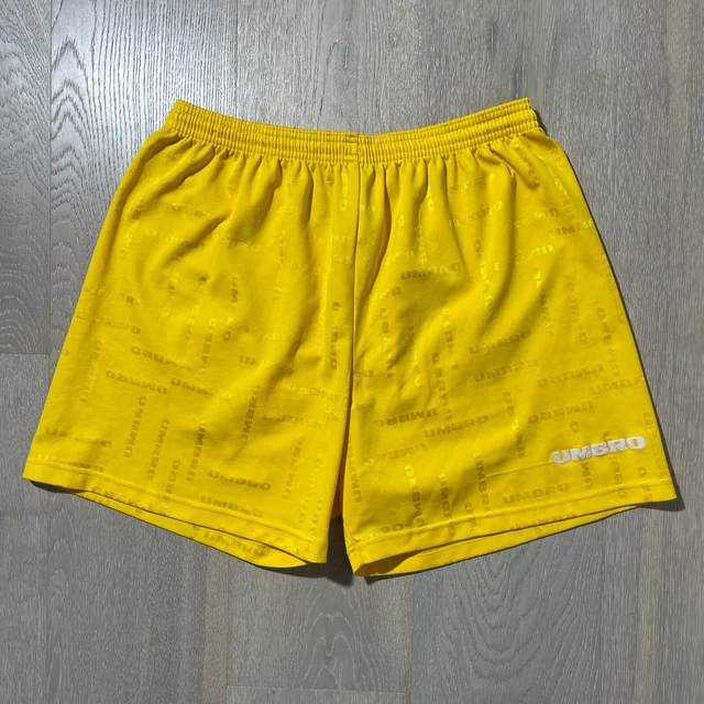 Pantaloncini vintage Umbro gialli