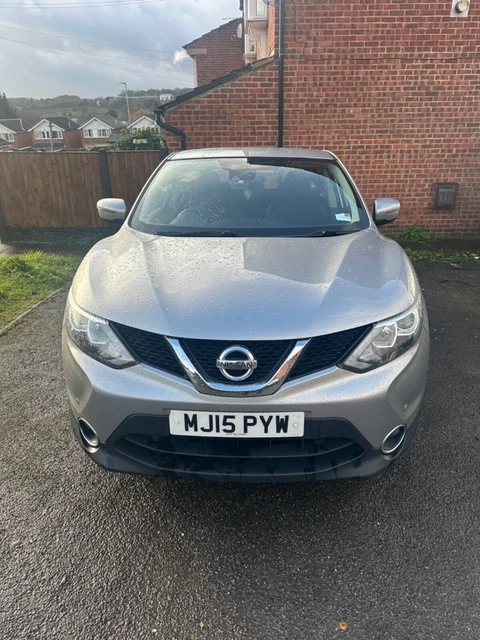 2015 Nissan Qashqai 1.2 DiG-T Acenta Premium 5dr HATCHBACK Petrol Manual
