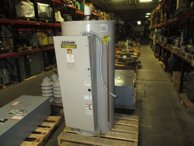 A.O Smith DRE 120 917 Commercial Water Heater 9290442024 119 Gallon 480V 3Ph