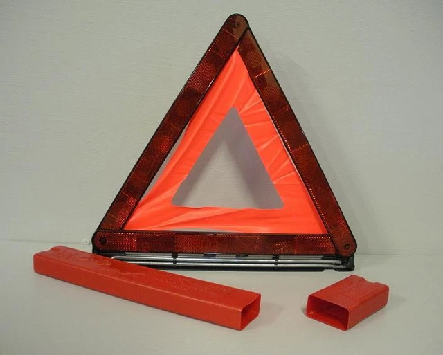 Audi A8 D3 A4 B6 TT 8N Triangle de signalisation 8D9860251B