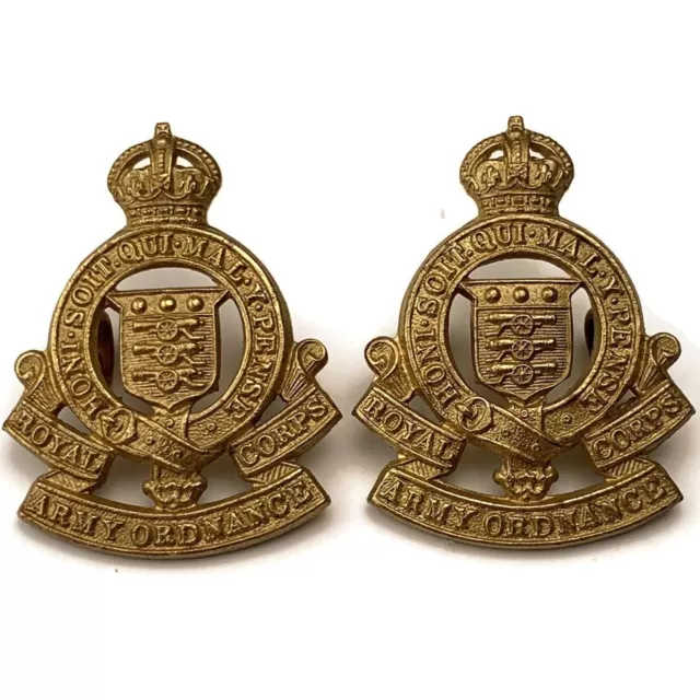 WW2 Royal Army Ordnance Corps RAOC Collar Badge PAIR - First Pattern