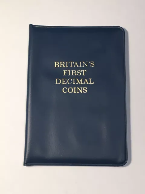 Coffret 5 Monnaies Britain's first Decimal Coins (105-34/A4-35)