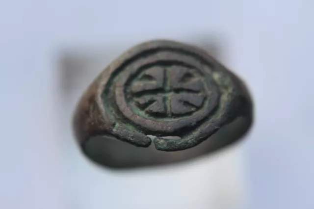 ENGLISH MEDIEVAL CRUSADER FINGER RING c.12/13th CENTURY CROSS