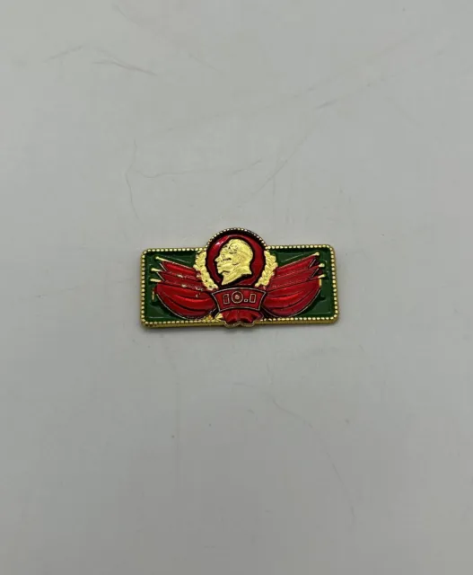 Vintage Mao Zedong Tse Tung Cultural Revolution Metal Pin Badge 0.7x1.4”