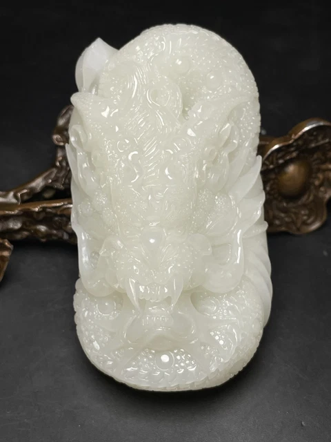 Chinese Exquisite Handmade Dragon carving Hetian Jade Pendant