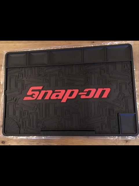 SNAP-ON BENCH TOP Utility Rubber Mat. Rare Socket Design ! Brand New £ ...