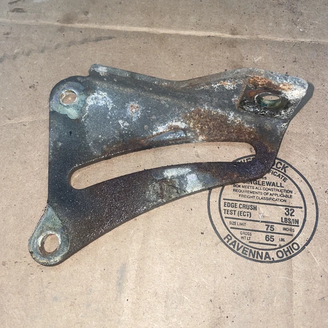 1986-1988 Toyota Supra MK3 7MGE Power Steering Bracket
