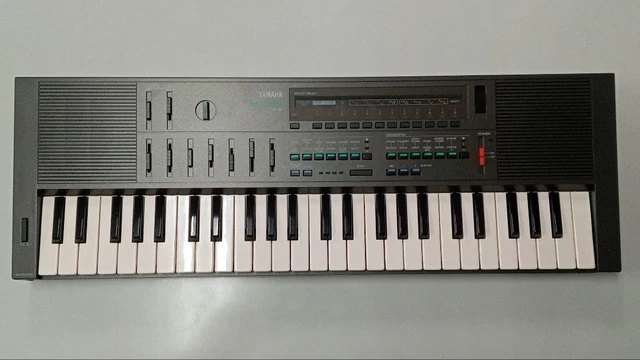 YAMAHA PortaSound MK-100 Keyboard TESTED w/soft case FREE shipping