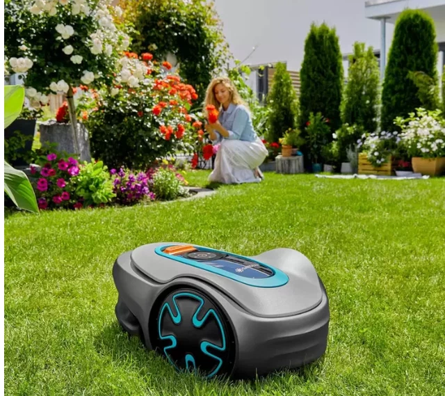 GARDENA SILENO MINIMO Smart Robotic Lawn Mower + Charging Station