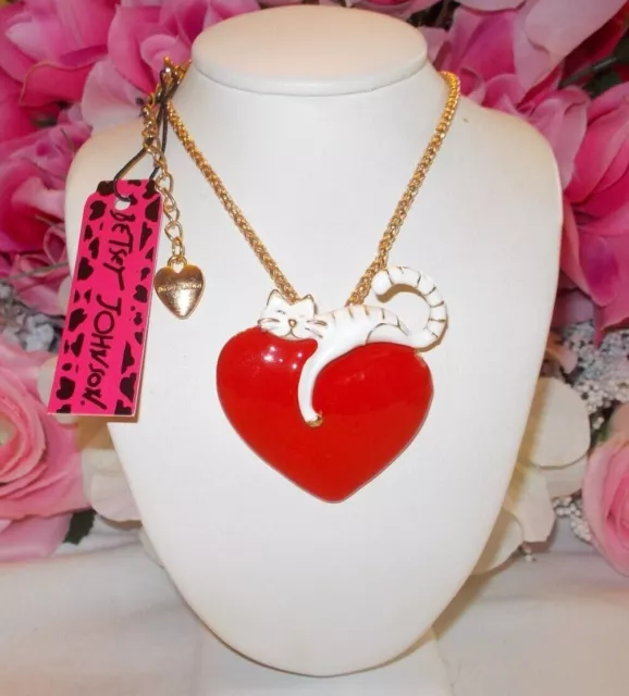 Betsey Johnson Cute Red Heart And White Lazy Cat Enamel Pendant Necklace/Brooch