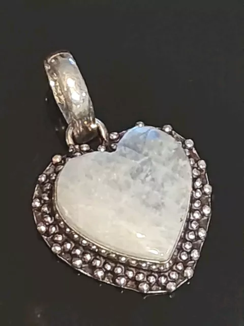 Beautiful Moonstone 925 Silver Gemstone Pendant. Heart Shaped.   2831