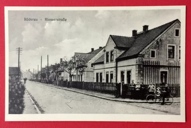 AK RÖDERAU bei Zeithain um 1930 Blick in die Riesaerstrasse mit Kindern  ( 11258