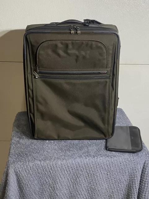 TUMI Alpha Gen. 4 FXT Nylon 21" Continental Expandable 2 Wheeled Carry-On ~22021