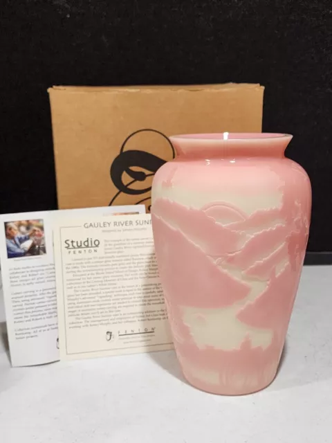 Fenton Kelsey Murphy Burmese Sand Carved Gauley River Sunrise Vase IN BOX