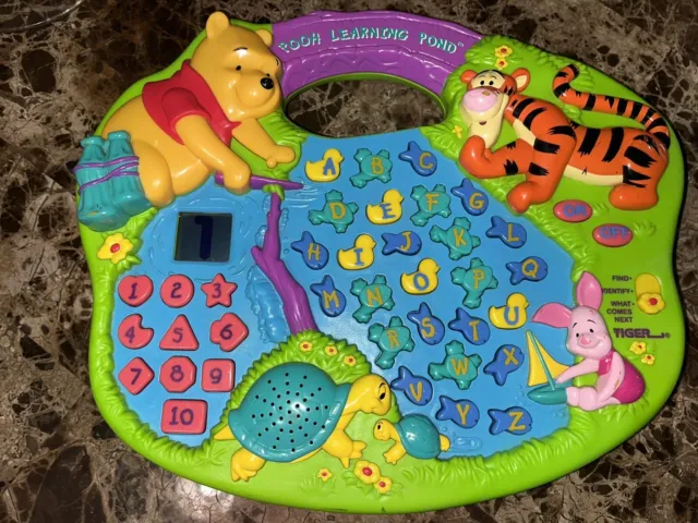 Disney Winnie The Pooh Learning Pond by Tiger, Hasbro 1999 (VG)