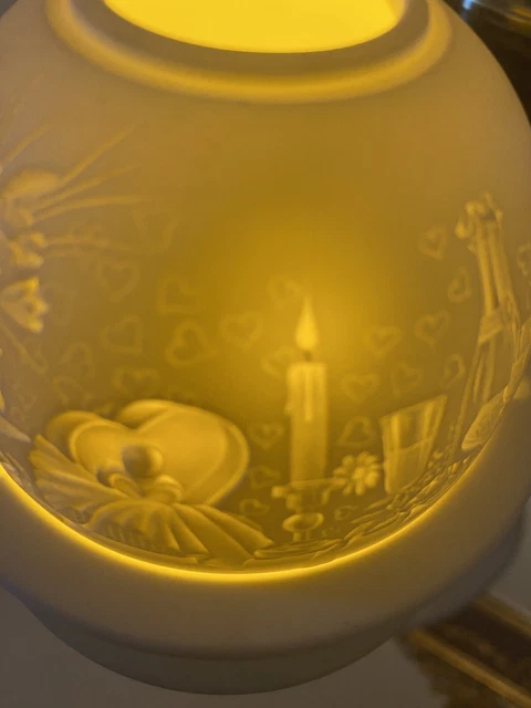 PHOTOPHORE LITHOPHANIE LAMPE Porcelaine Limoges Bernardaud Biscuit Ange photophore-lithophanie-lampe-porcelaine-limoges-bernardaud-biscuit-ange