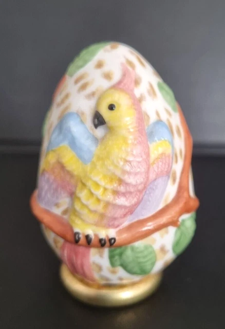 MAJOLICA Collector's Treasury of Eggs Porcelain Franklin Mint 1990