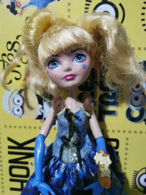 Ever After High Thronecoming Blondie Lockes Fashion Doll