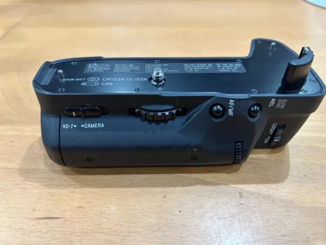 Genuine original Konica Minolta VC-7D Dual Battery Grip for Dynax 7