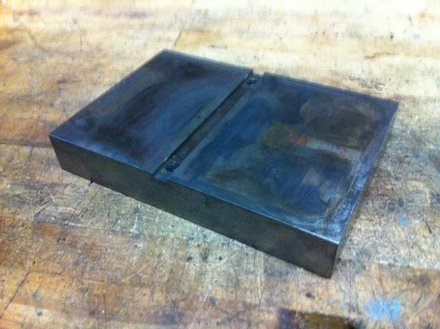 Kurt Milling Machine Vise Model D40 4" Keyed Sub Base Kurt Milling Machine Vise Model D40 4" Keyed Sub Base