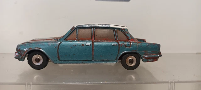 DINKY TOYS  TRIUMPH 2000 , 135, c1963