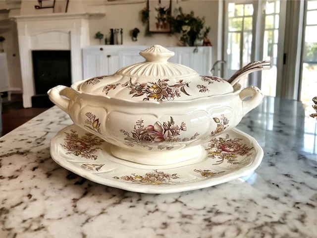 Large Soup Tureen W/Ladle Wedgwood & CO LTD Bristol Covered Serving Dish Flowers