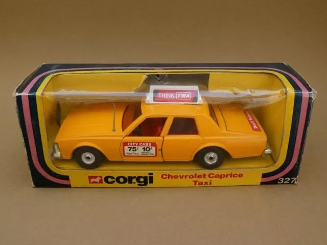 Corgi Toys - Nr. 327 1977 Chevrolet Caprice Taxi (Made in England, 1980)