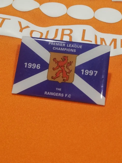 GLASGOW RANGERS FC Premier League Champions 1991/1992 Pin Badge £3.50 ...