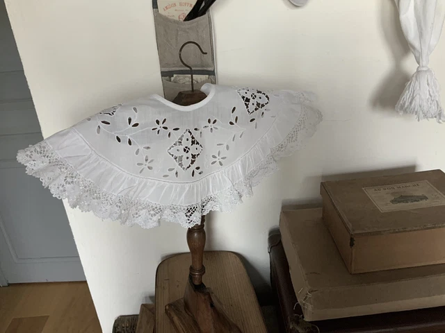 LINGE ANCIEN GRAND Col brodé Richelieu Et Dentelle 1800/1900 Napoleon