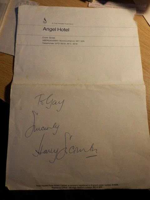 Harry Secombe - Singer / Tv Presenter    - Autograph