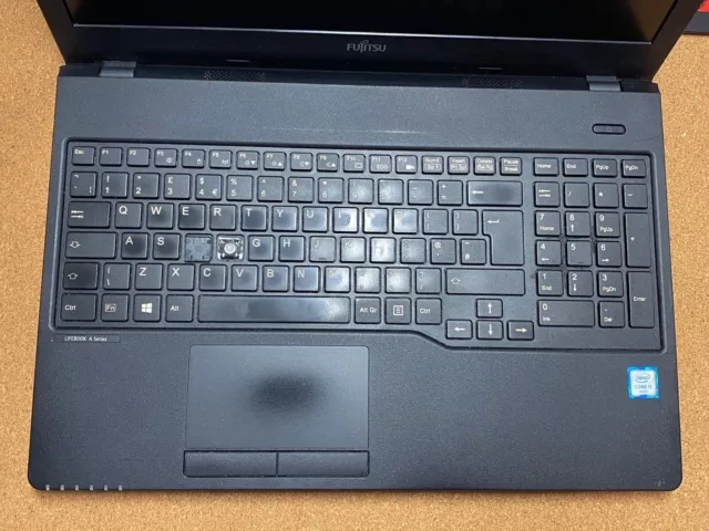 Fujitsu LifeBook serie A357 tastiera computer portatile Regno Unito - 1 chiave + cerniere + tazza di gomma