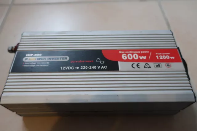 Echter Sinus Spannungswandler Inverter 12V auf 230V 600W 1200W Wechselrichter