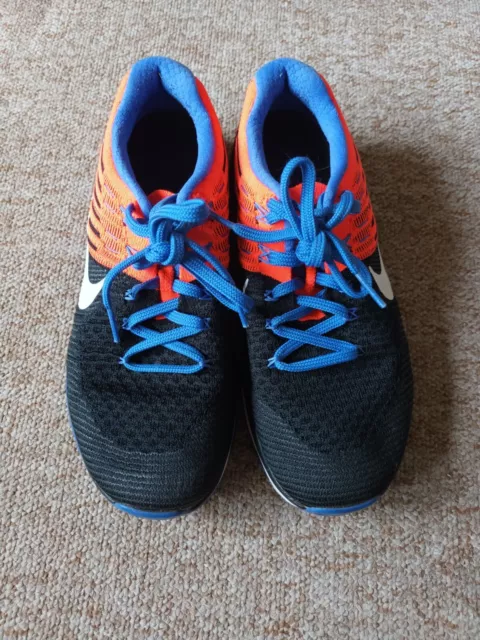 Flyknit size 5 top
