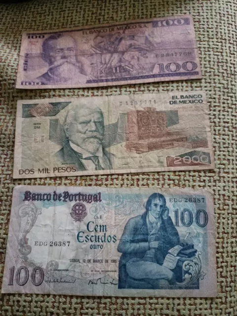 Billetes de 100 y 2000 Pesos MÉXICO y 100 Escudos PORTUGAL CIRCULARDOS