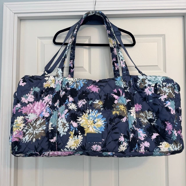NEW VERA BRADLEY XL Ultralight Travel Duffel Bag in Chrysanthemum