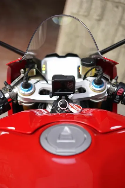 Ducati Panigale V4 Gopro , Insta360, Action Cam , CARBONIO e ALLUMINIO   3