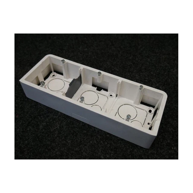 Cadre Saillie Legrand Mosaic 40 Mm - Pour 3 Modules Verticaux - Réf. 080283