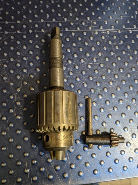 Jacobs No 32 Drill Chuck w/ MT2 Arbor & Key 0-3/8" Capacity