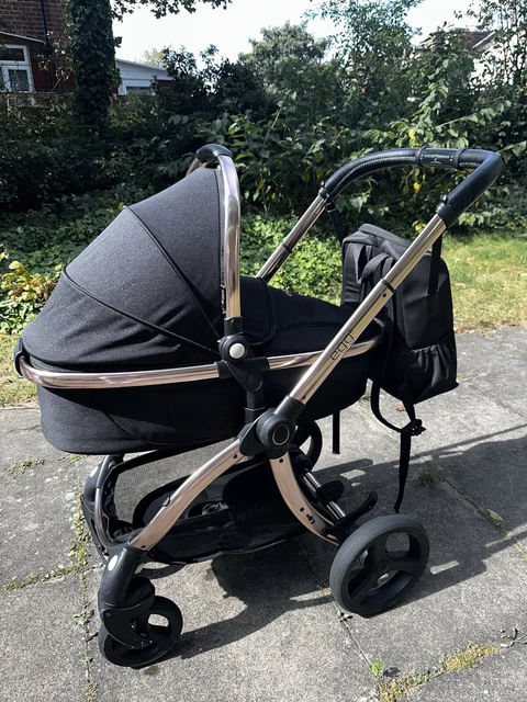 egg 2 pram travel system